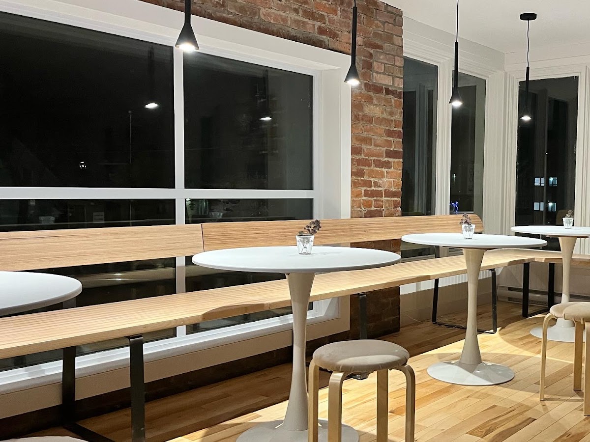 Bernadette Epicerie Et Dinette